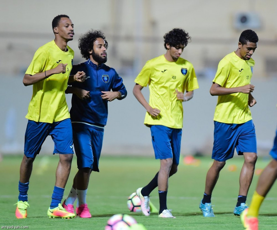 الشمري يعود لتدريبات التعاون