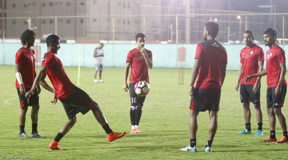 سامي يغلق تدريبات الشباب قبل الهلال