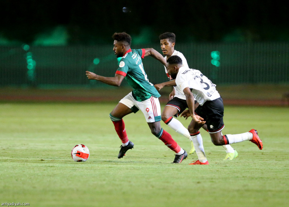 الاتفاق يواصل تعادلاته في الدوري