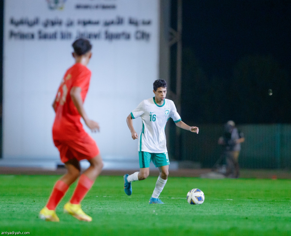 أخضر 17 يسحق ميانمار