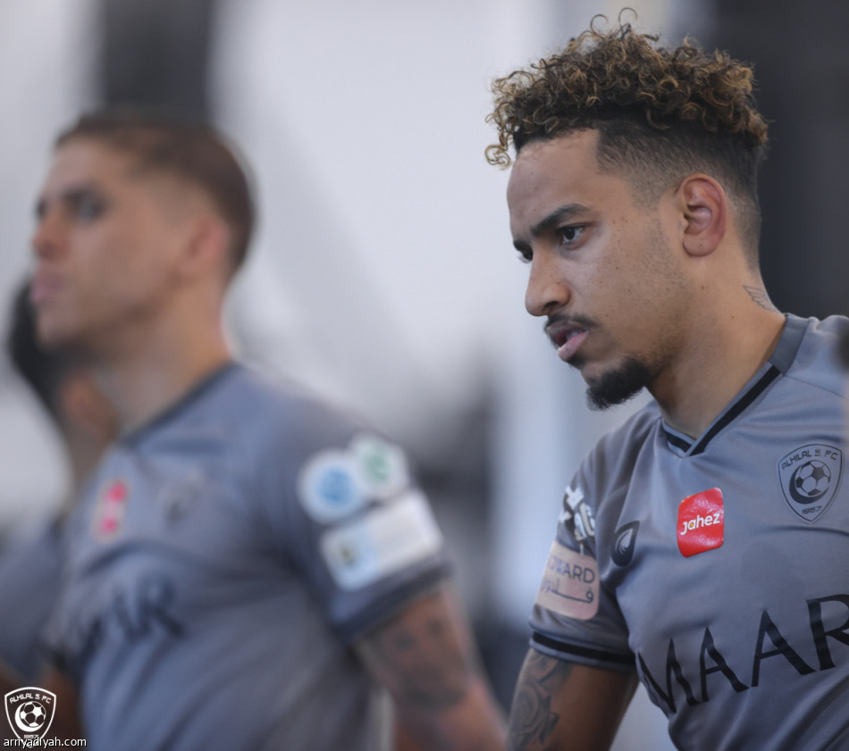 «الإنفلونزا» تغيّب الفرج عن الهلال