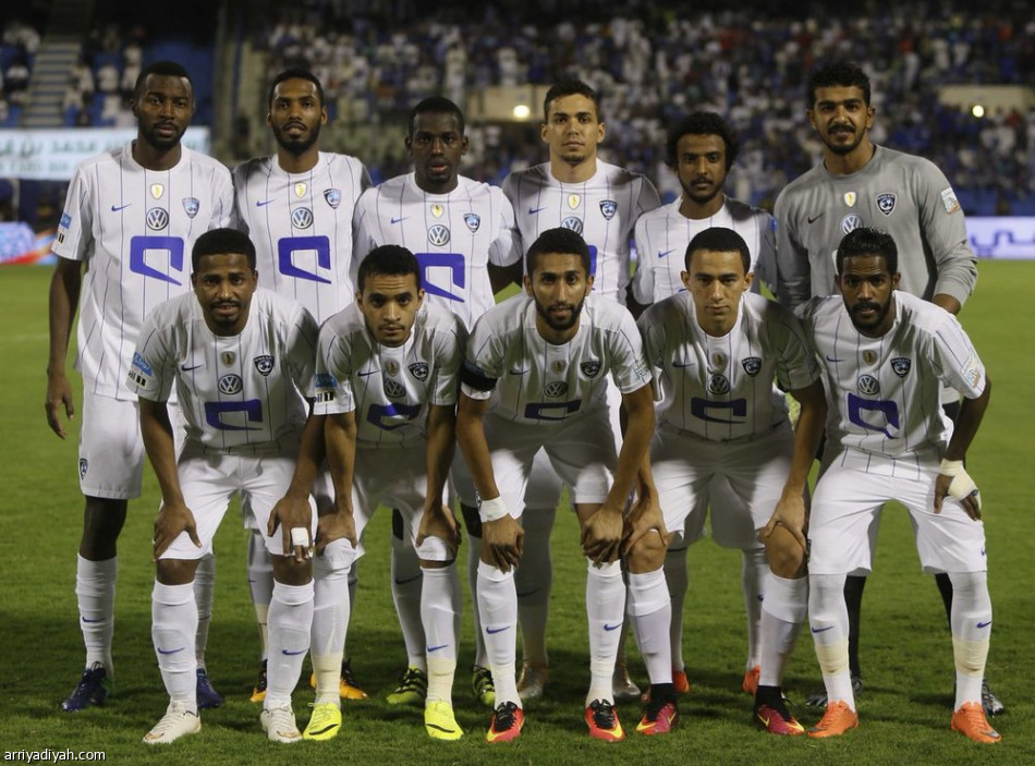 الهلال يمزق شباك الخليج بسداسية ويتصدر دوري جميل