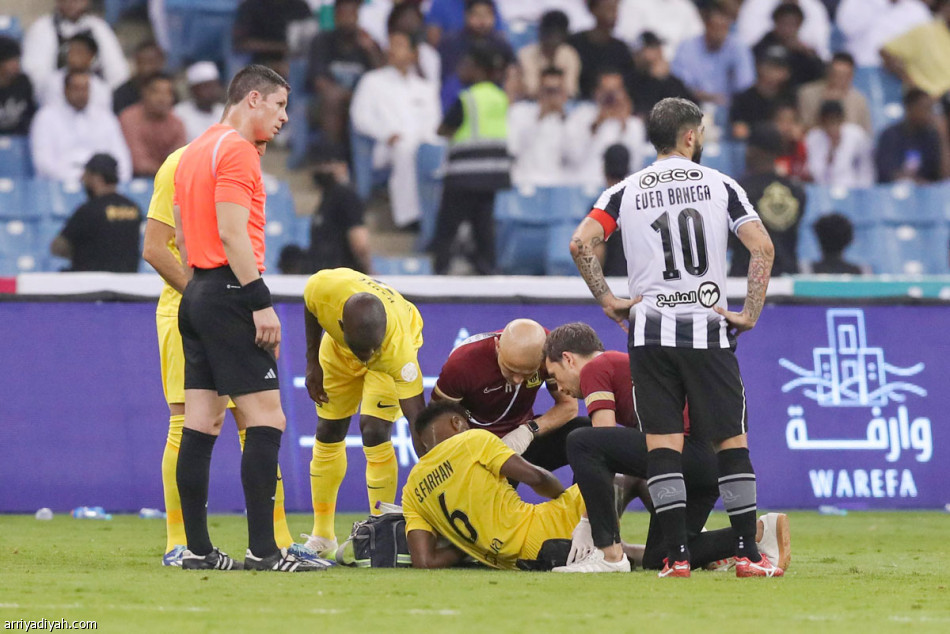 «الليوث»
يحصدون فوزا تاريخيا