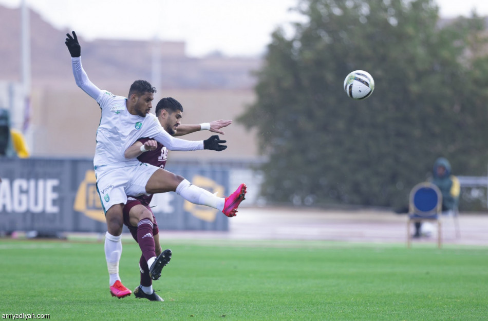 الأهلي يهز صدارة الفيصلي بالخسارة الثالثة
