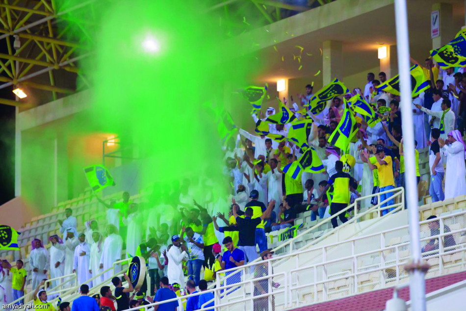جماهير التعاون والفيصلي والرائد خلال مساندة لاعبيها