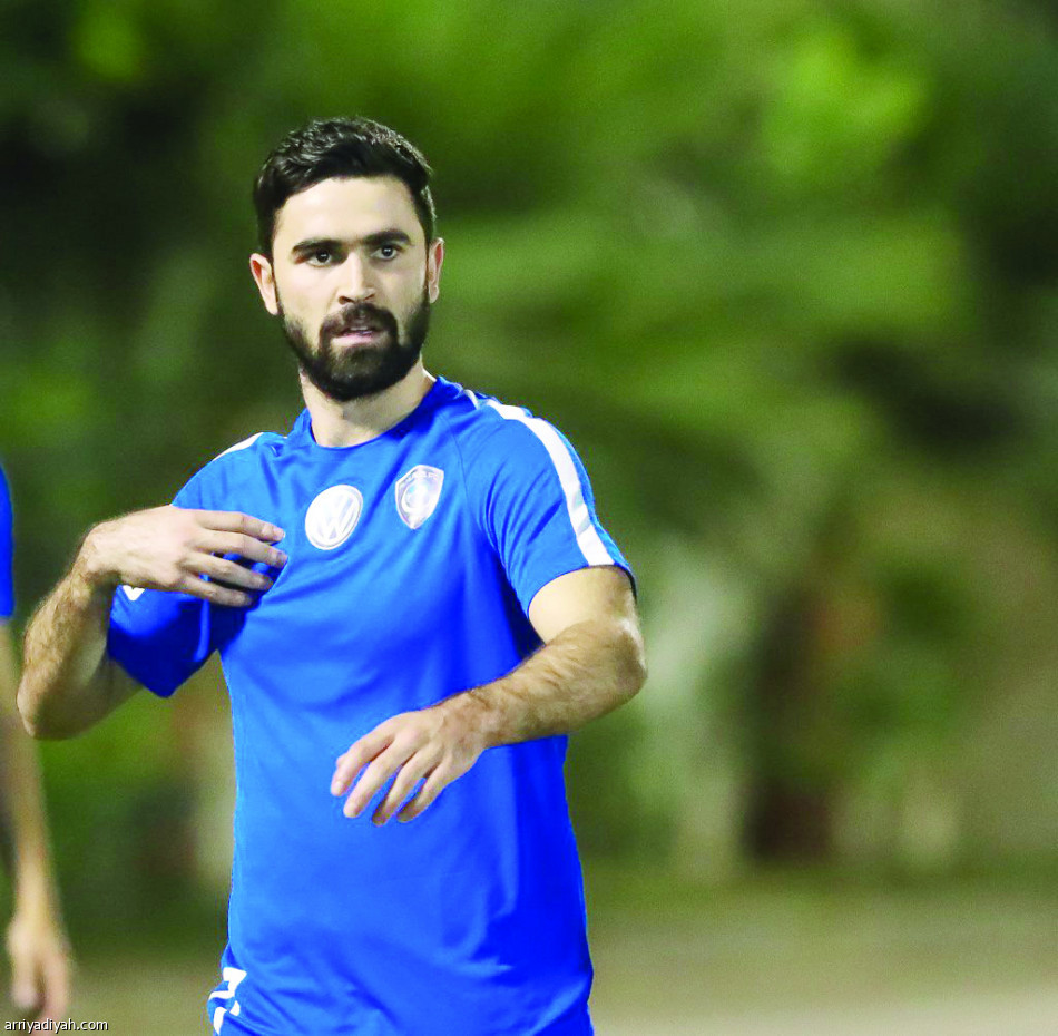 دياز يستغني عن ياسر والعابد.. ويستدعي الثنائي