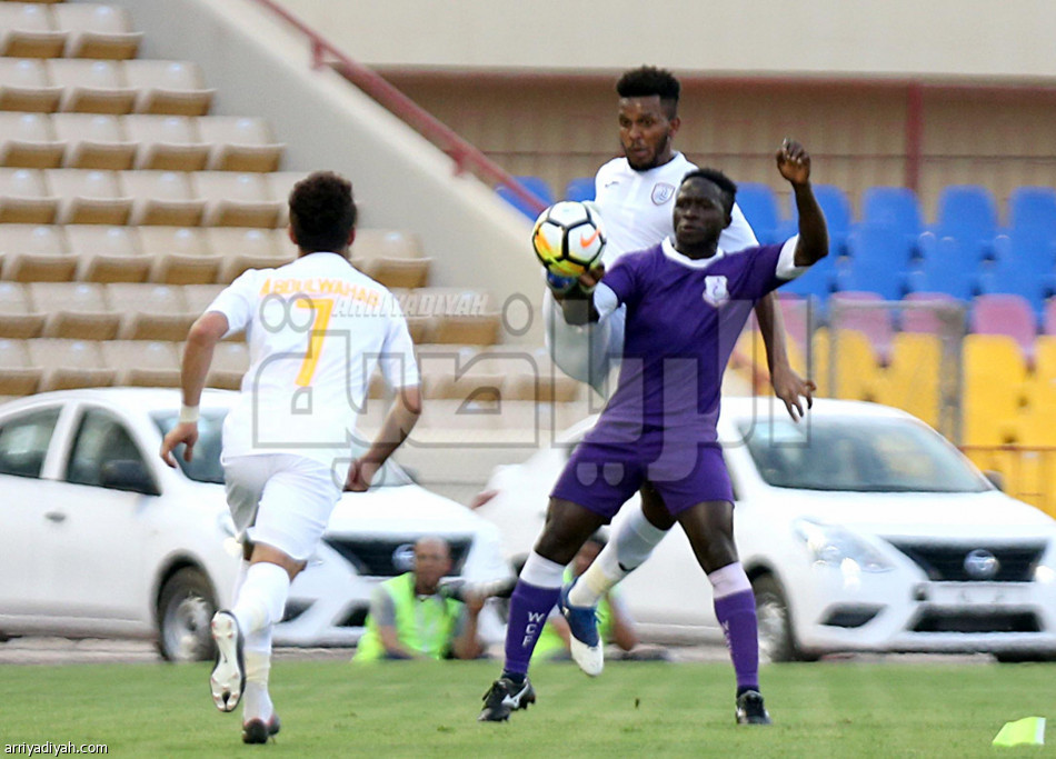 الشباب يفتتح دورة تبوك برباعية على الوطني