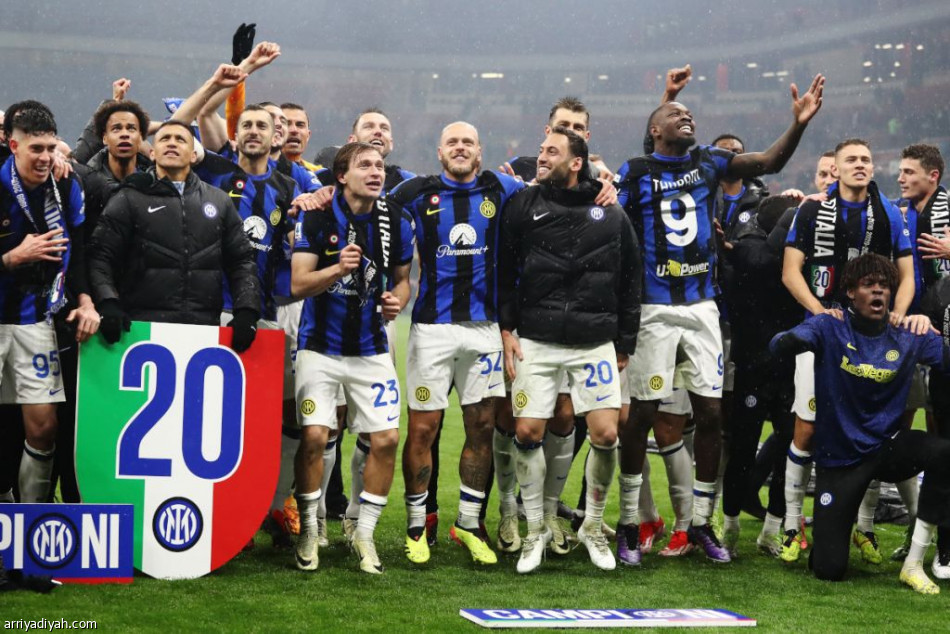 بسيناريو مانشيني وإنزاجي.. الإنتر يحلم باللقب الـ 21