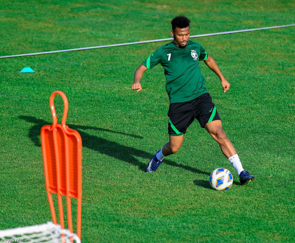 الأخضر الأولمبي يستعد للإمارات بـ«الثابتة»