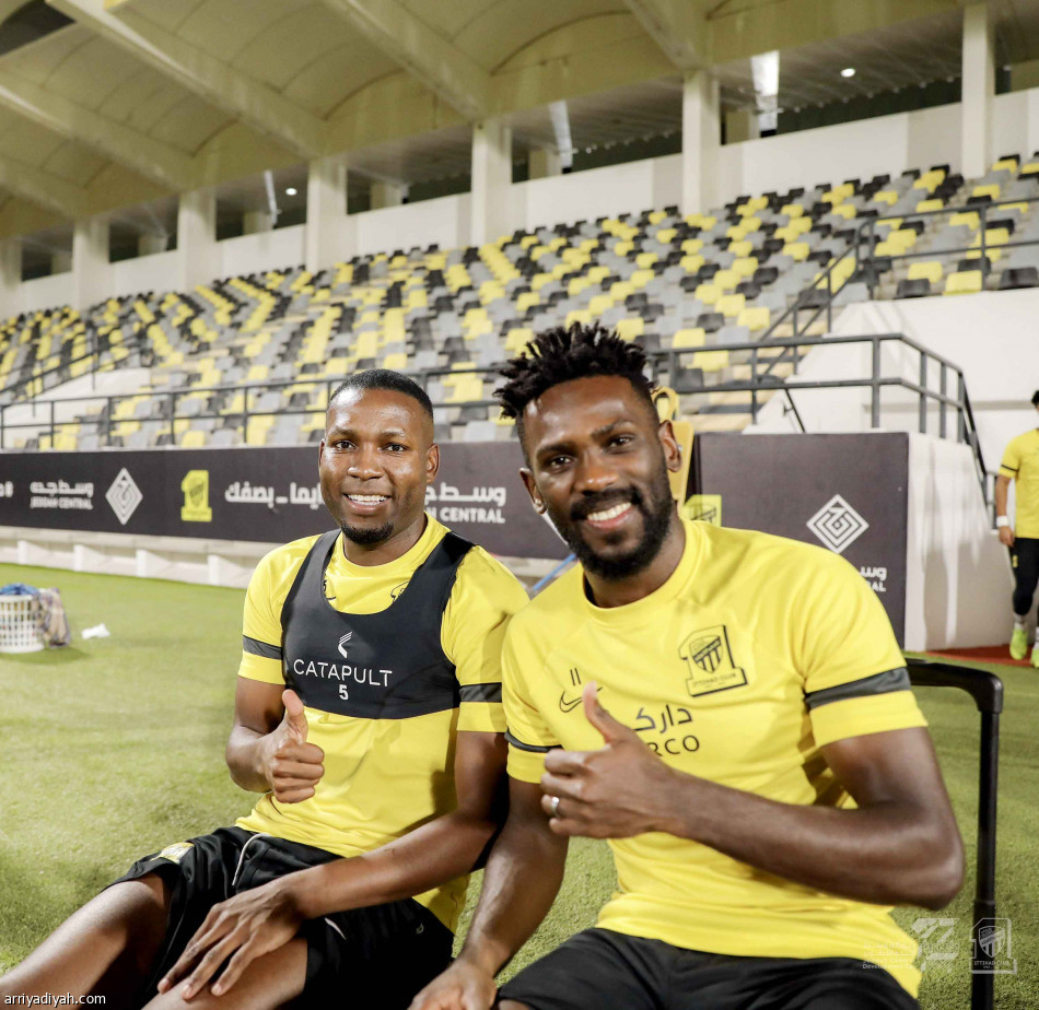 اليوم.. 
سانتو يحدد المنفذين الخمسة