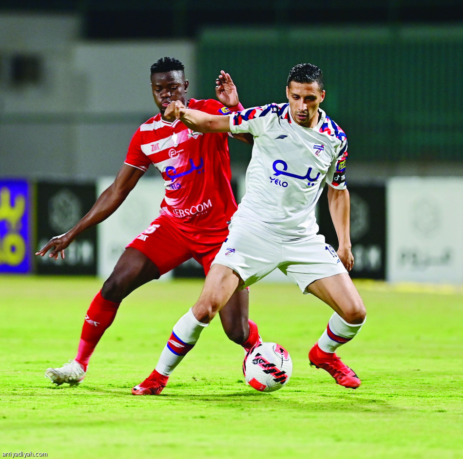 ثنائية ترمي الكوكب إلى الثانية