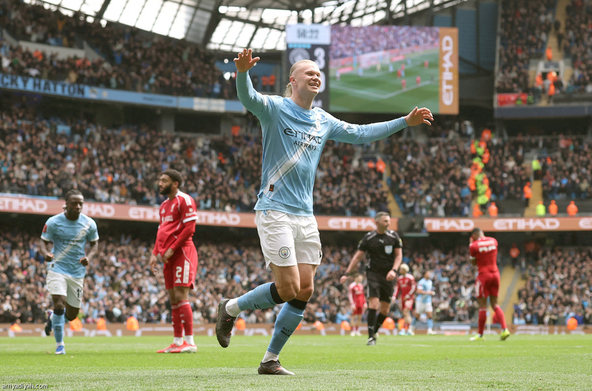 الهاتريك الـ 12