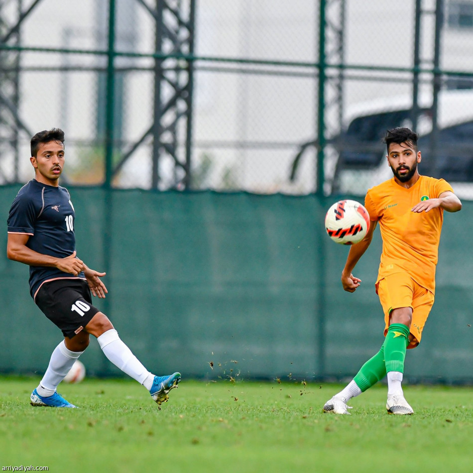 الخليج يتعادل مع السالمية في 3 دقائق