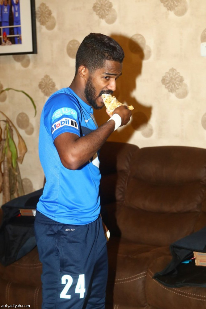 الهلال ينهي تحضيراته ويغادر للدمام مساءً