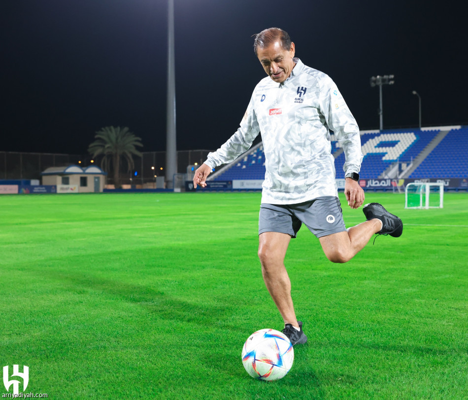 الهلال يكتفي بحصة مسائية