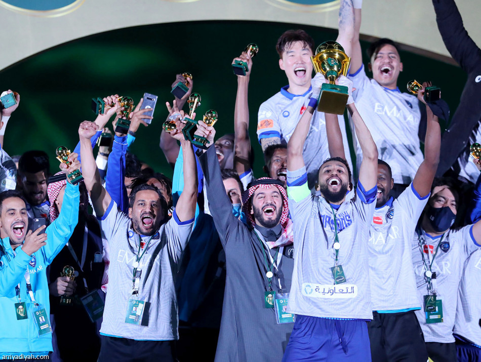 الهلال.. العمر من ذهب