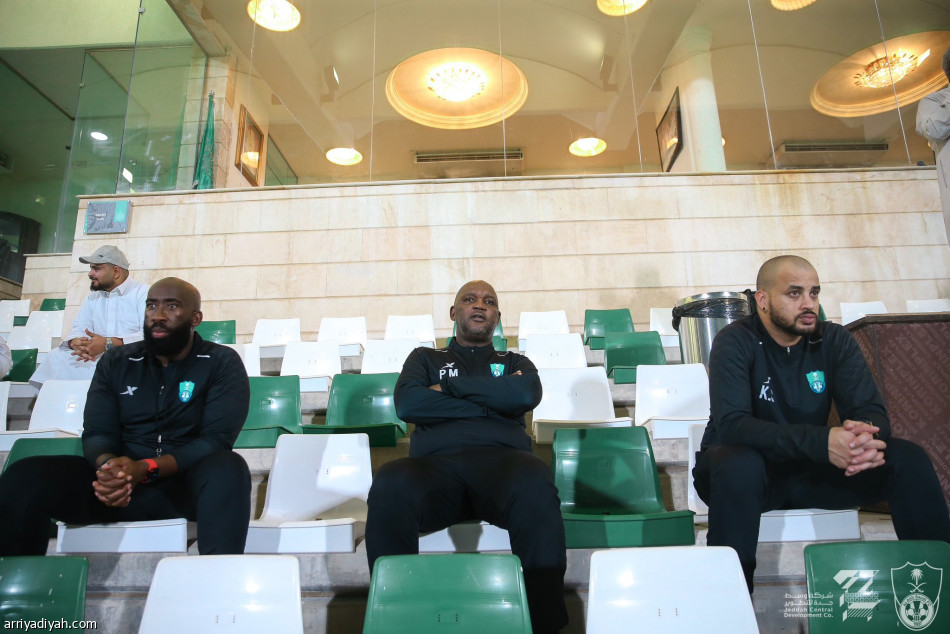 الأهلي يكسب تجربة نجران