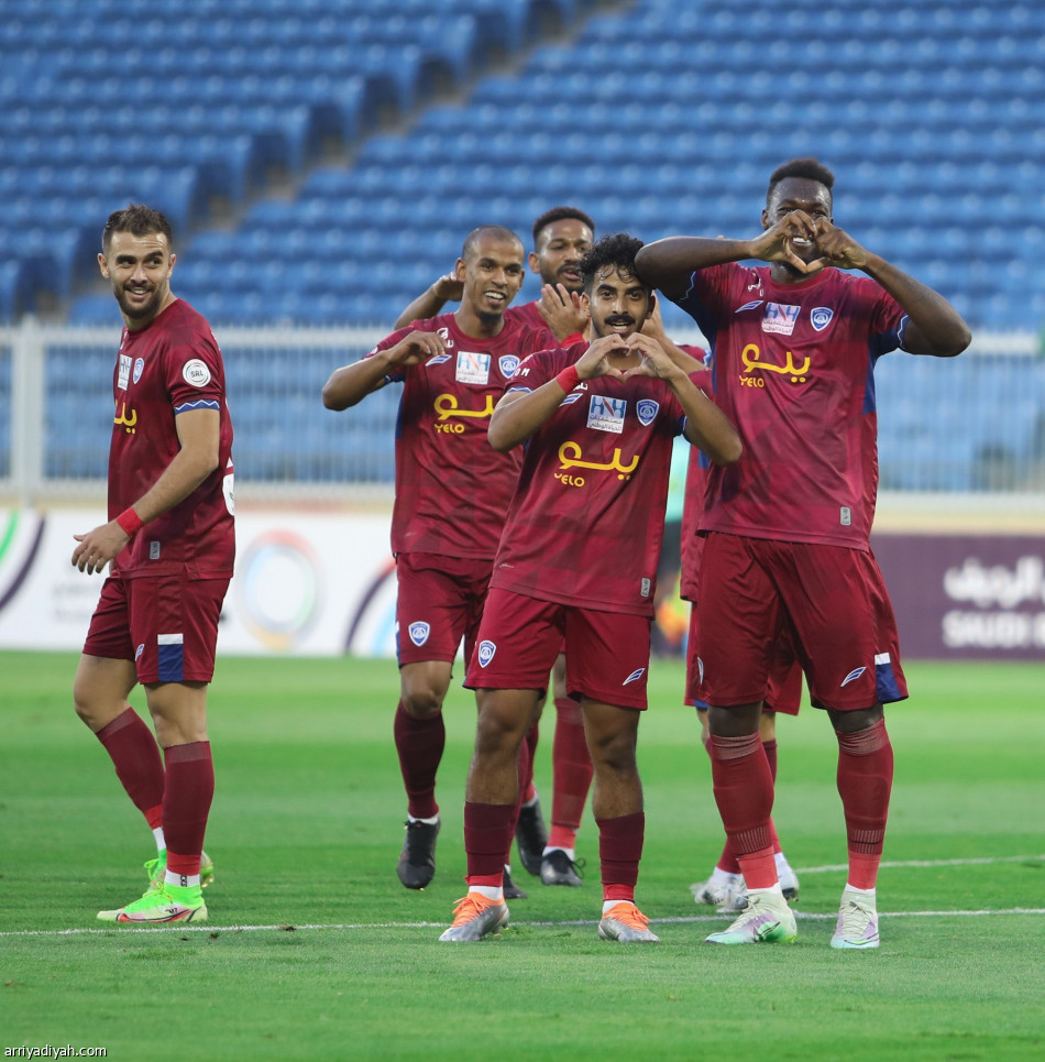 أبها يكتسح الفيحاء في الدوري الرديف