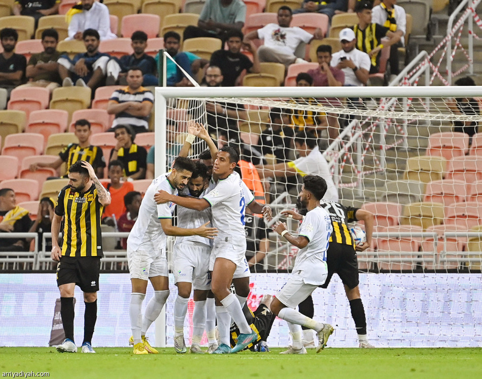 الفتح..
أكبر ضحايا رومارينيو