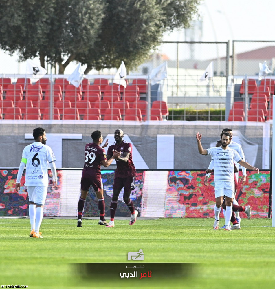 الطائي يقلبها على الفيصلي بثلاثية