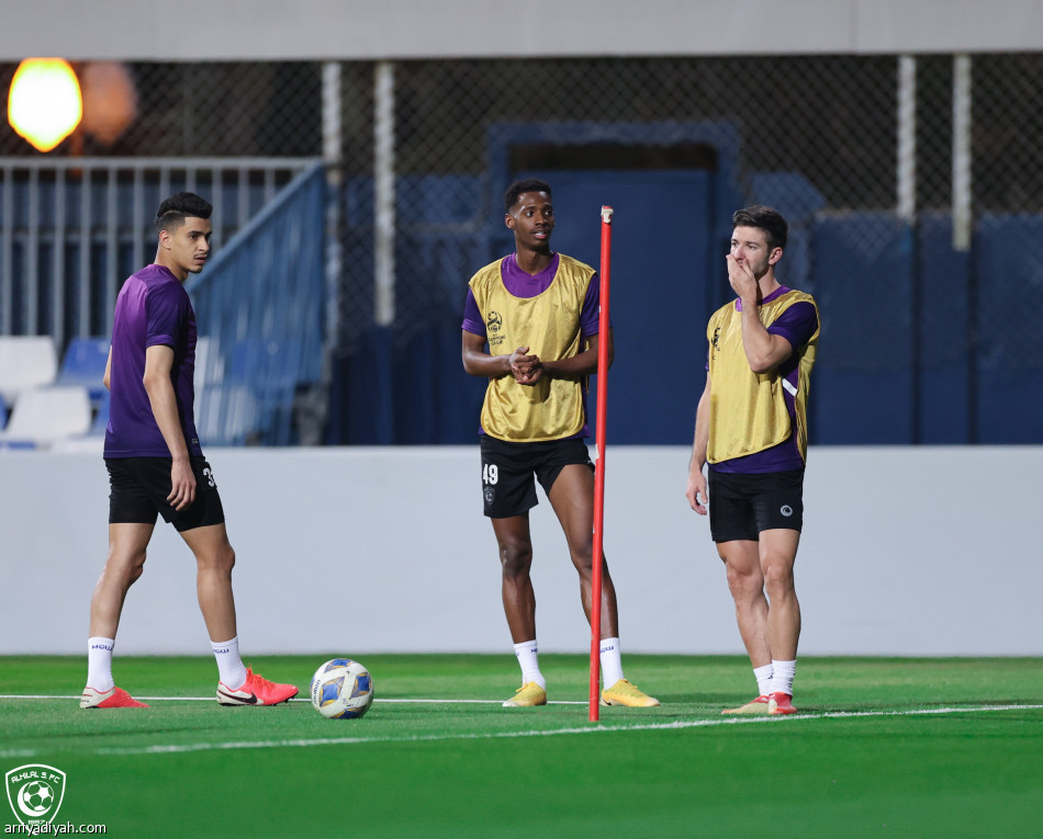 جارديم يفتح ملف النصر بـ«اجتماع»