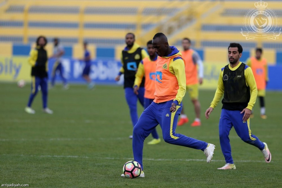 كارتيرون يوقف تدريب النصر لعدة مرات