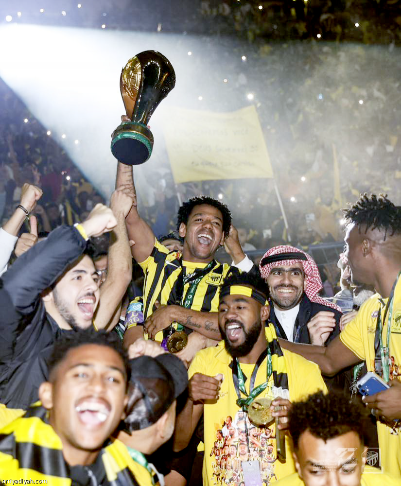 أمام الطائي والعدالة..
الاتحاد يطالب بأجانب