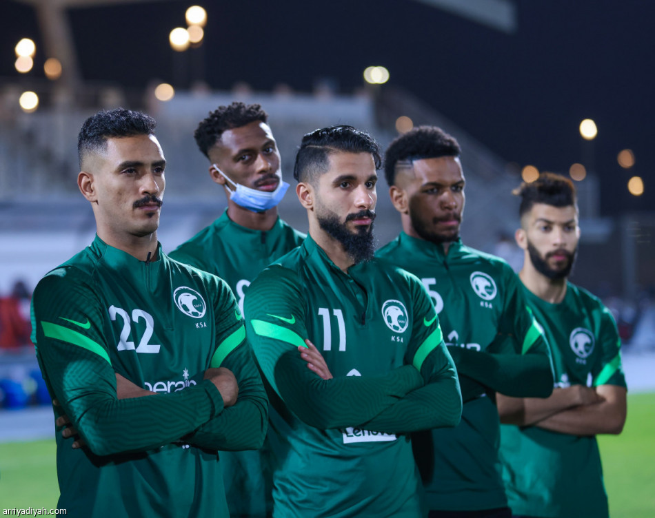 الأخضر يدشن معسكر جدة