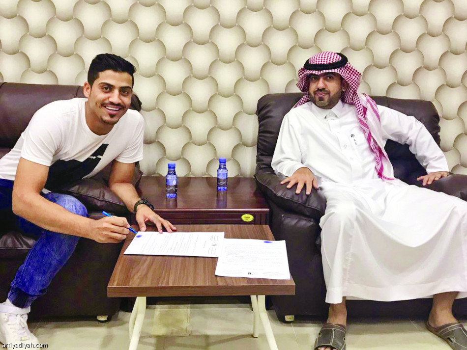 سباق الأولى ينطلق مبكرا