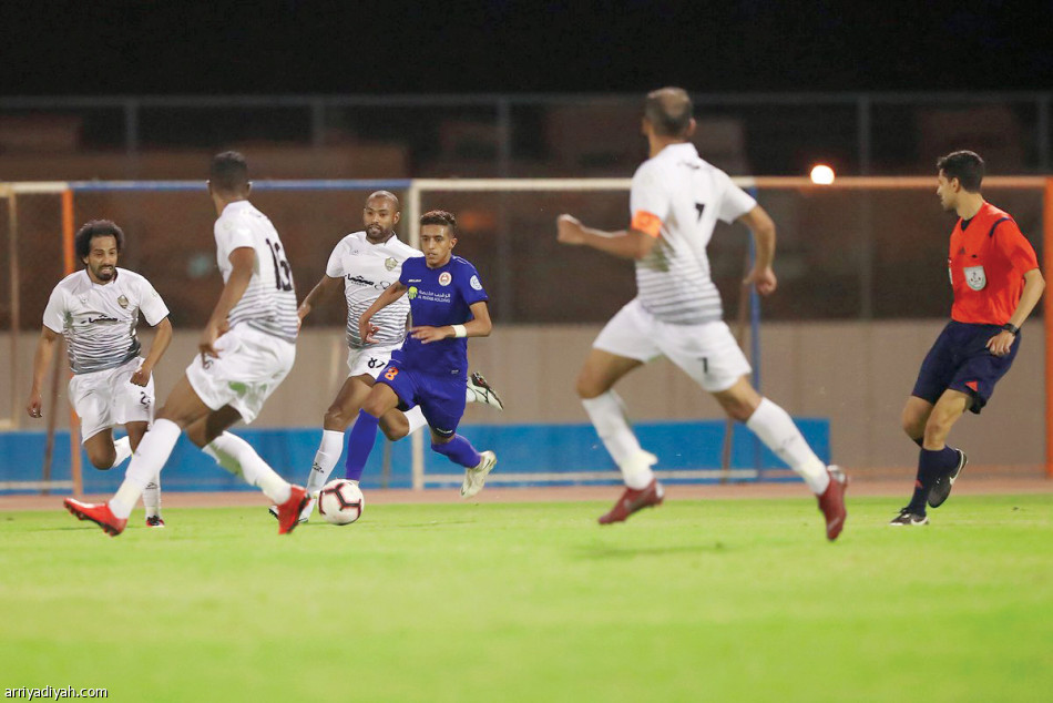 هجر
 يبعد ضمك عن الثاني