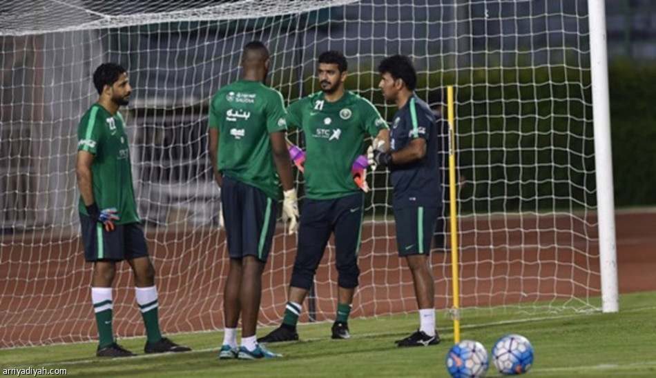 الأخضر يجري أولى تدريباته ببانكوك