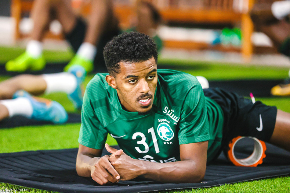 رينارد يلغي السرية