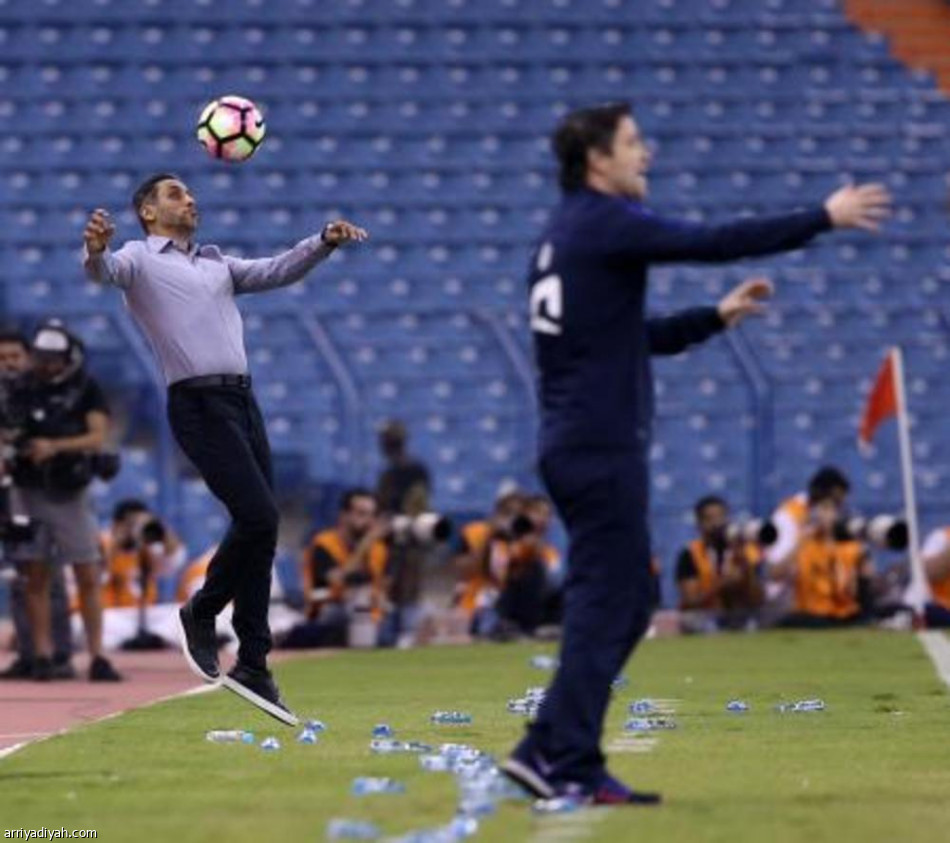الهلال حامل اللقب يقصي الشباب من كأس ولي العهد