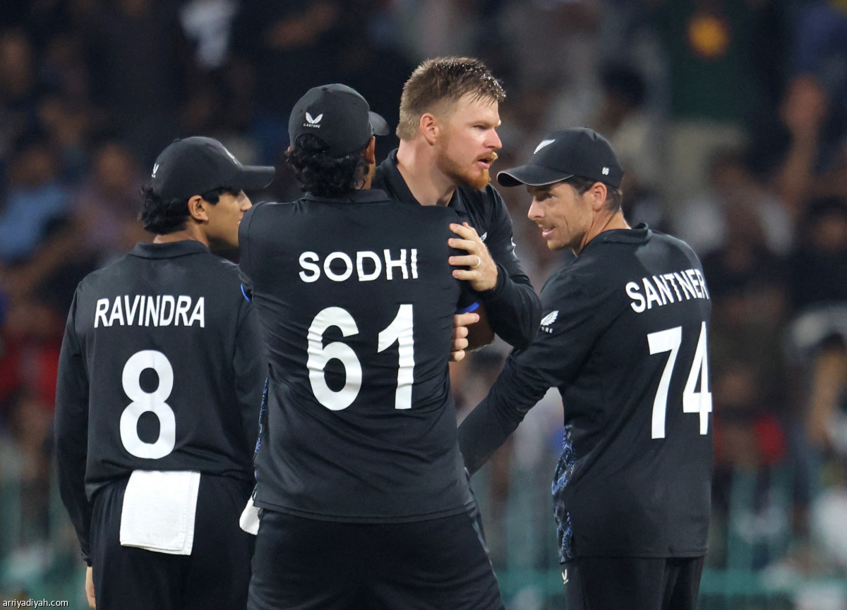 فيليبس يحتفل