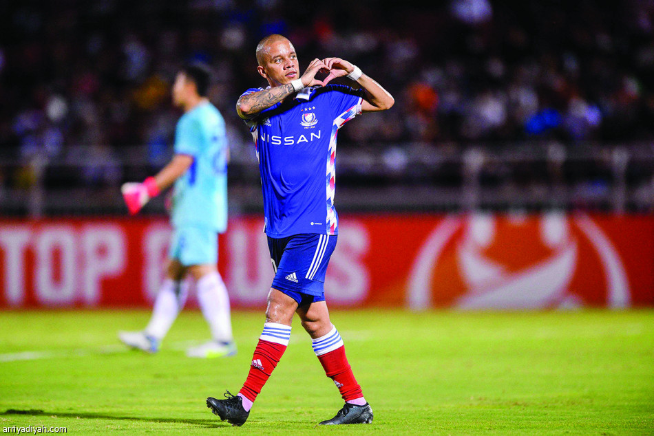 مجموعات شرق القارة..
الصراع يستمر بين 13