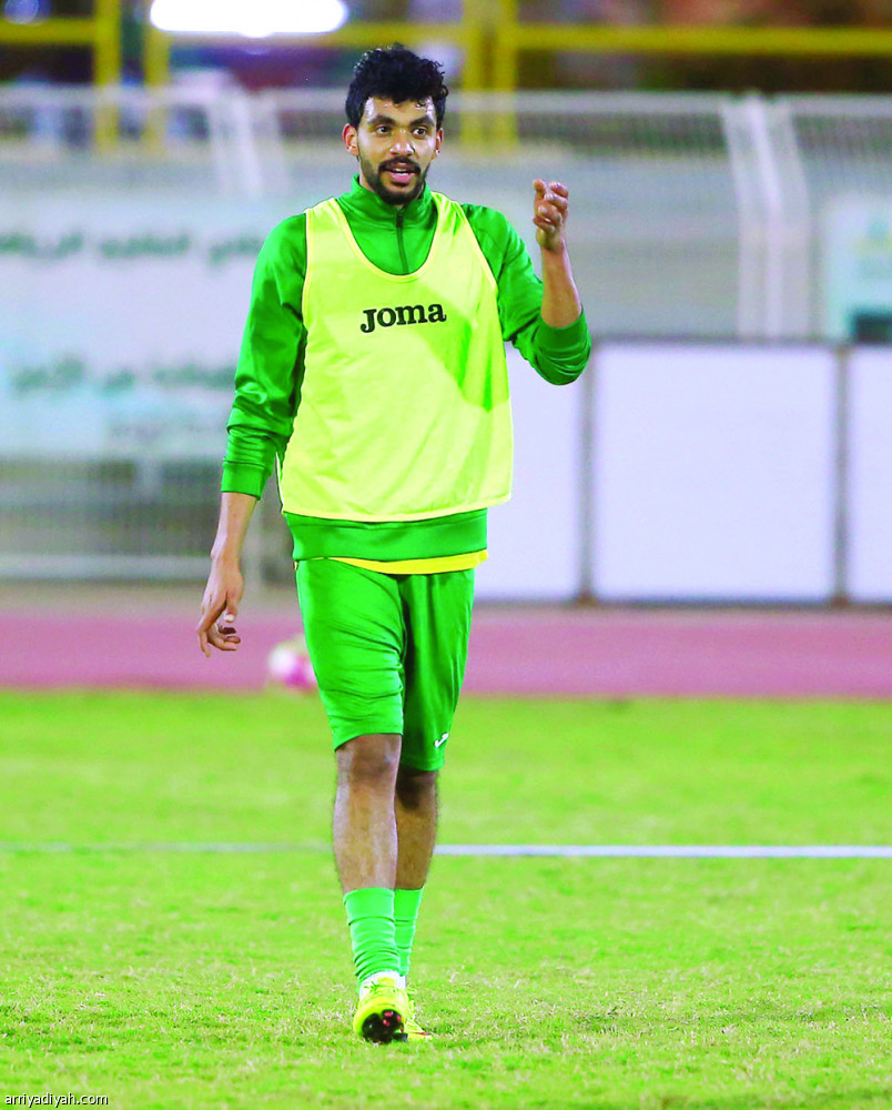 الخليج يفتح المدرجات أمام الجماهير