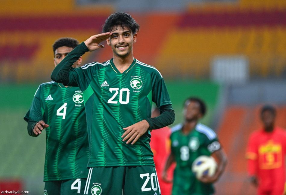 أخضر 17 عاما يتعادل مع غانا تجريبيا