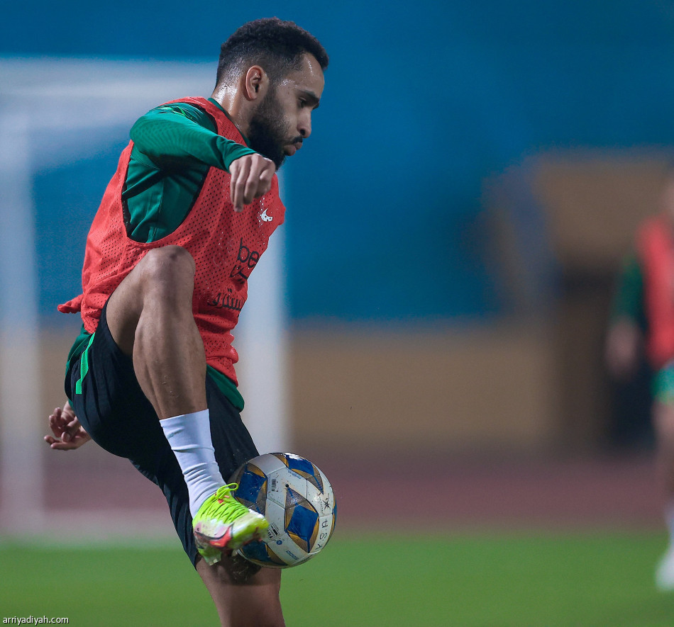 رينارد يكثف تحضيرات فيتنام