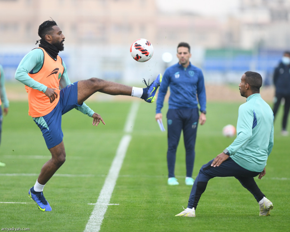 الفتح يتسلح بالتسديدات لمواجهة النصر