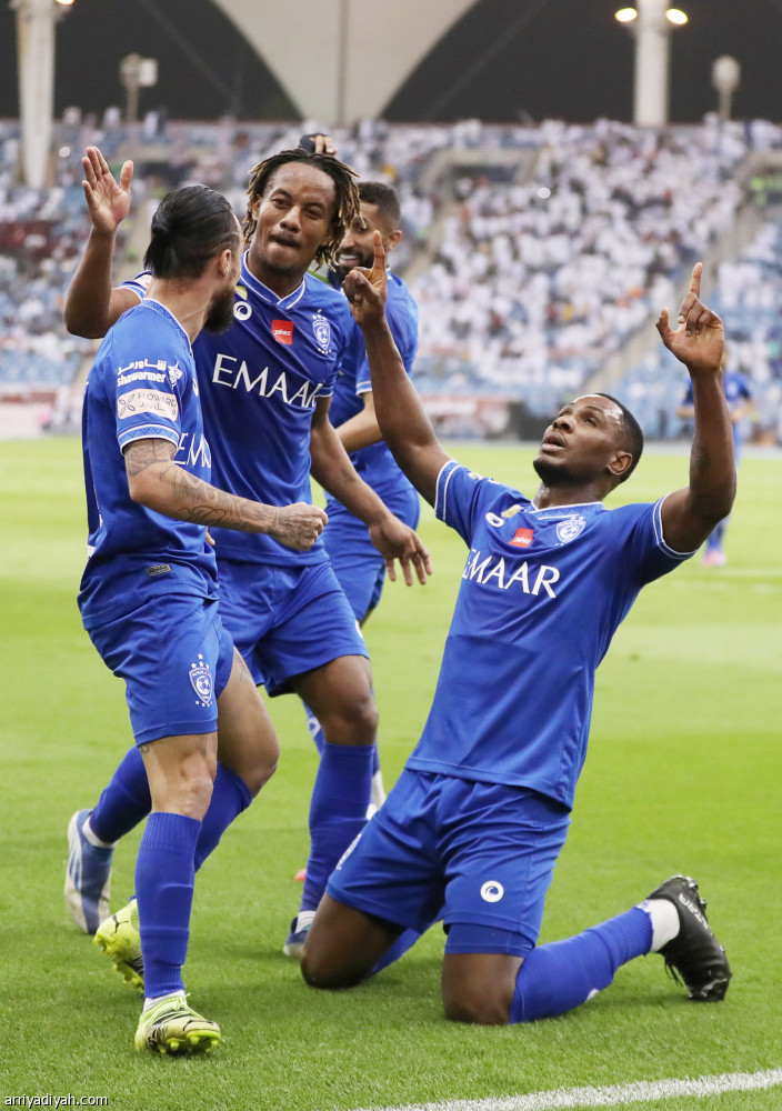 بدوري ثالث على التوالي
الهلال يسطر التاريخ