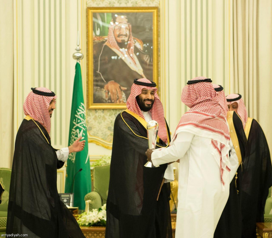 ولي العهد‬⁩ يستقبل أبطال آسيا