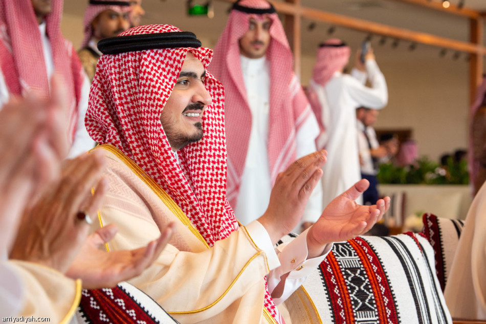 الطائف تزف أبطال الموروث