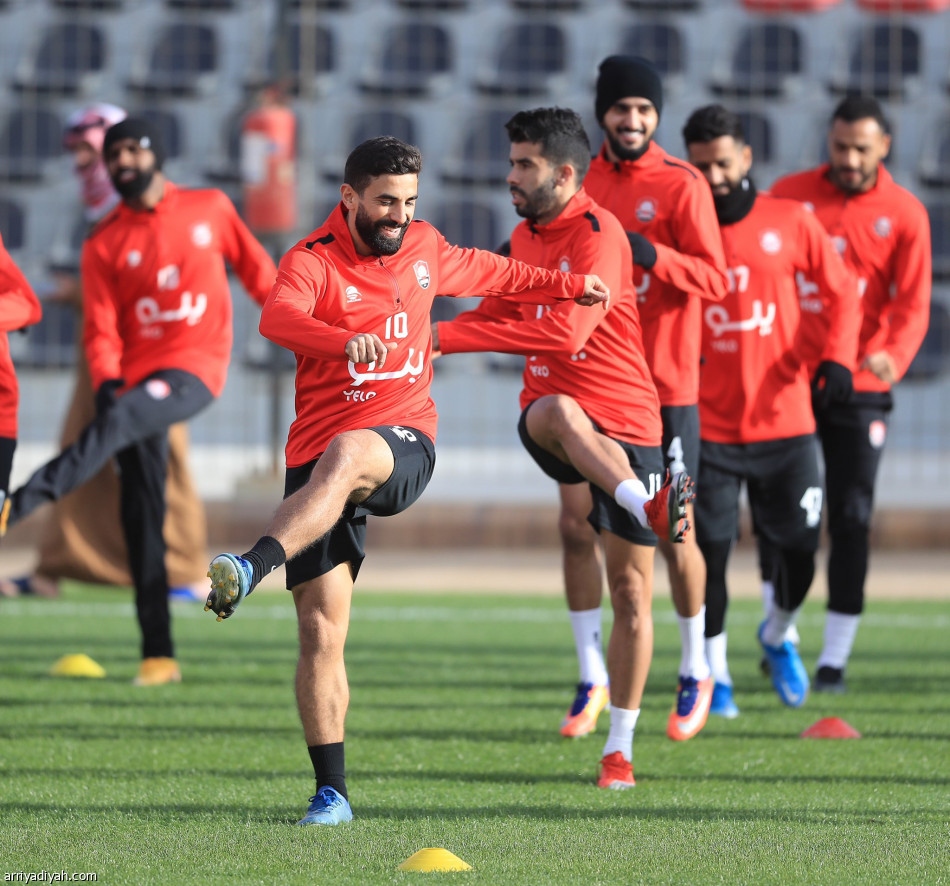 بيدرو يبدأ مهمته مع الرائد