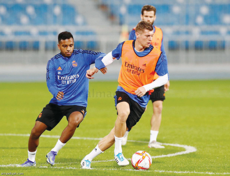 13 ينتظرون 
الكلاسيكو الأول في الدرة