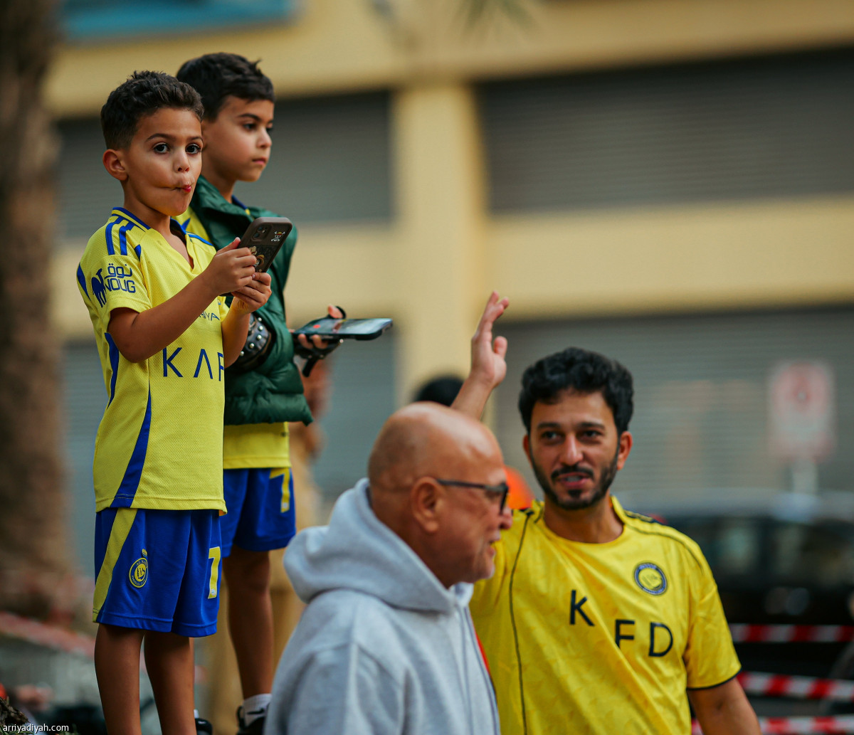 كثافة جماهيرية