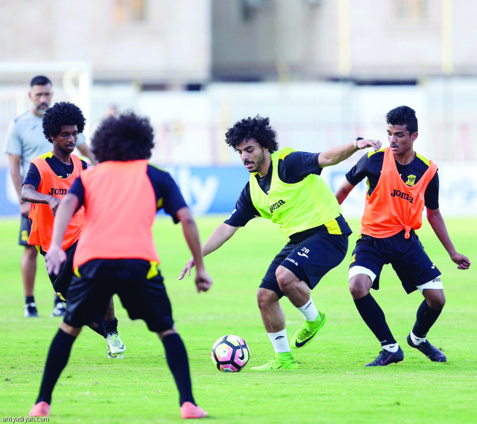 الاتحاد يتدرب بدون كهربا