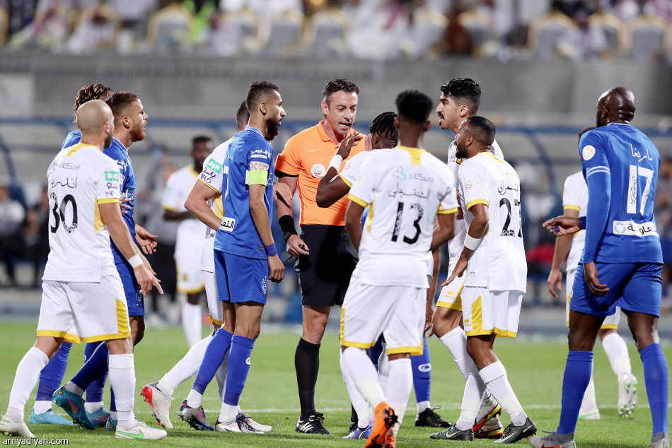 بالاتحاد.. الهلال
يتجاوز النصر والأهلي