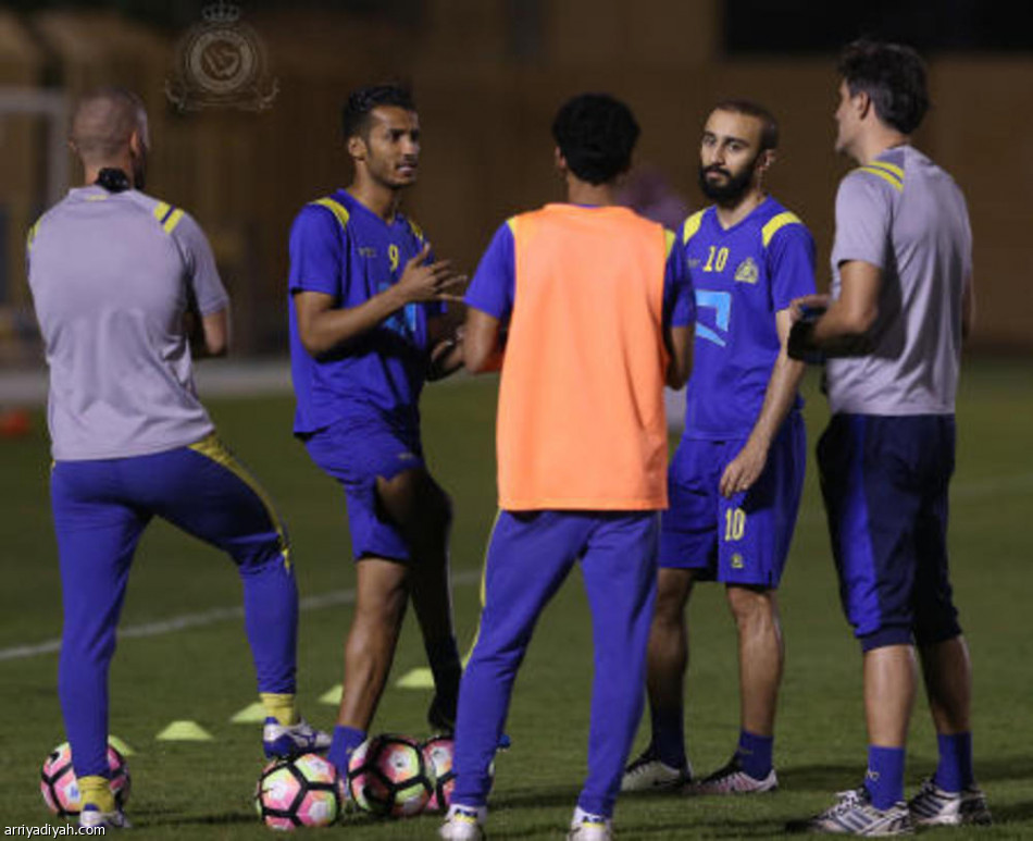 النصر يستقبل لاعبي المنتخب .. والعنزي مصاب