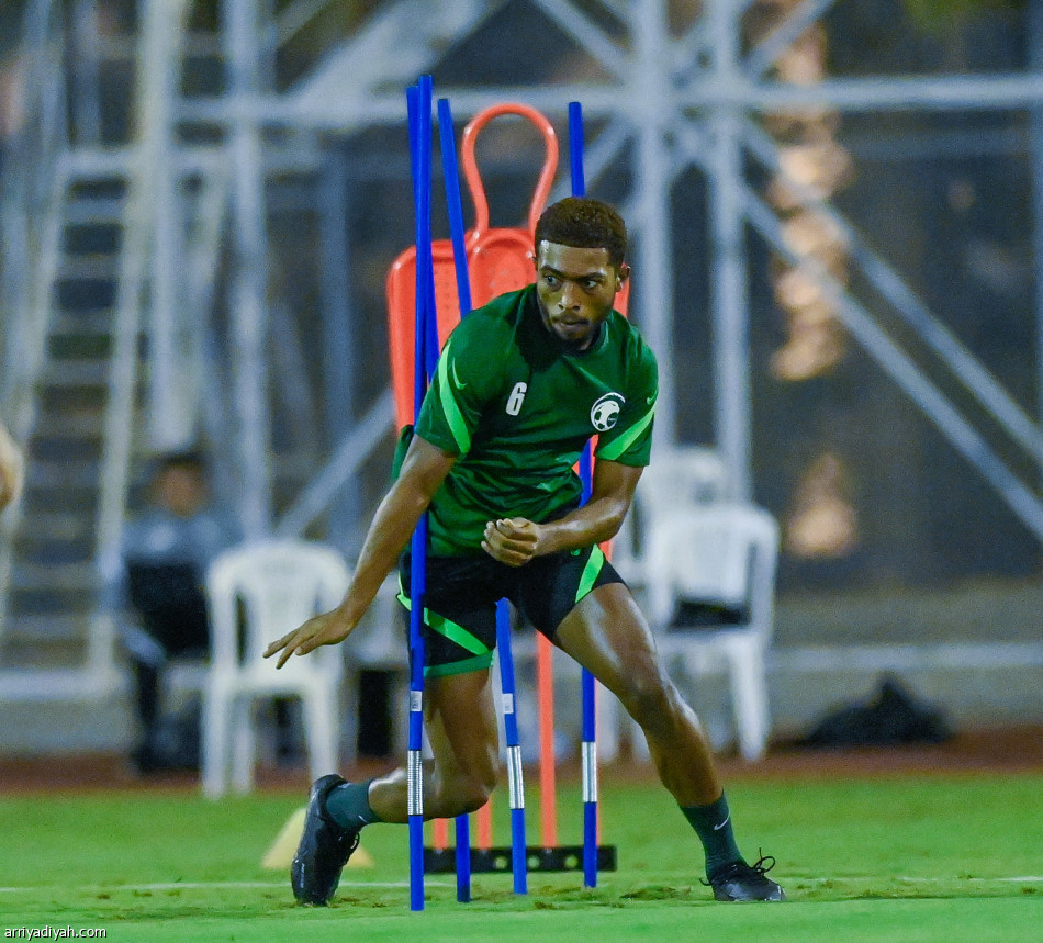 «غرب آسيا».. الأولمبي يستهدف التأهل أمام البحرين