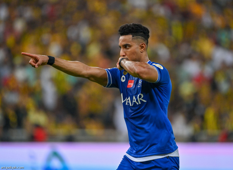 سالم.. 
طوق النجاة الأزرق